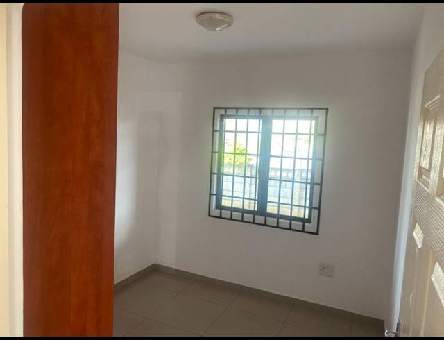 3 BEDROOM APARTMENT FOR SALE IN SUNFORD